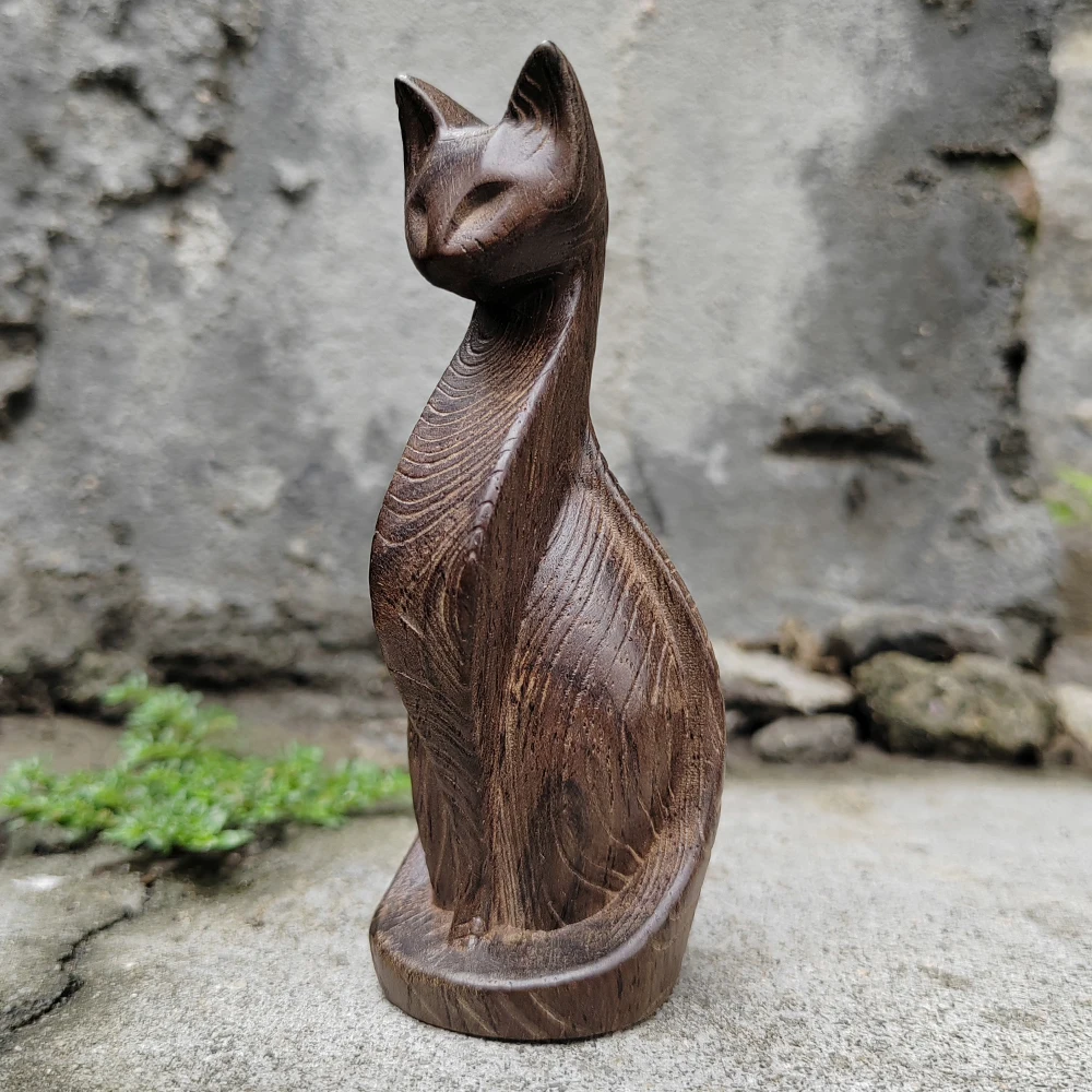 3.8 Inch Hand-Carved Wooden Cat Ornament, Geometric and Abstract Style, Suitable for Desktop Decorations, Party Decorations, Holiday Decorations, Bedroom, Living Room, Centerpiece, New Year's Gift