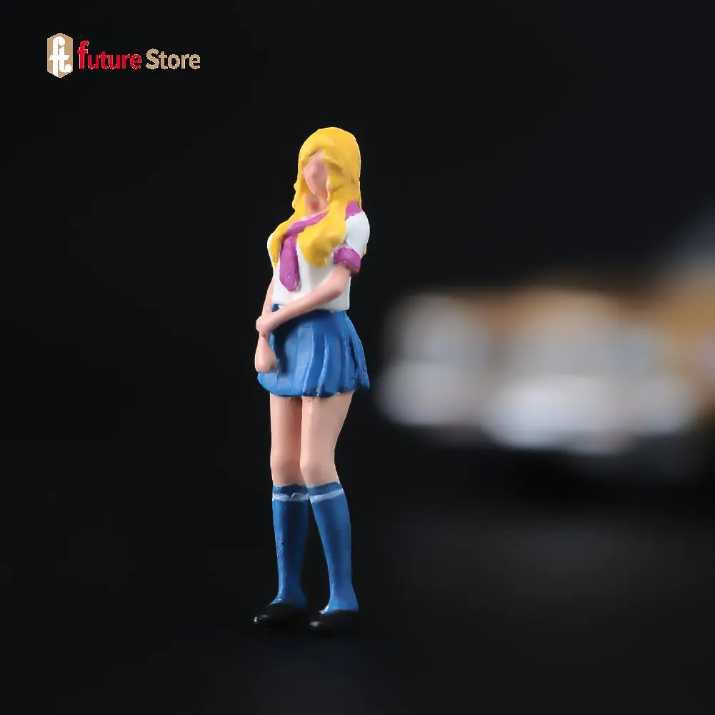 ANT Resin  1/64  Yellow Haired Student Dress Girl Diorama Figure Model Miniature Creative Photography Display Collection