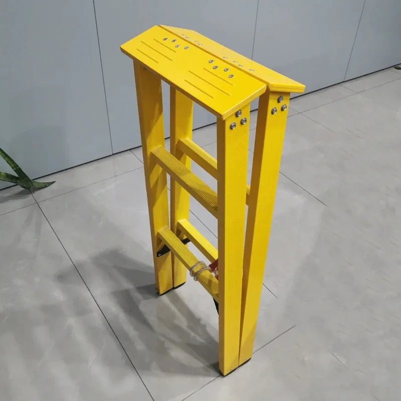 Échelle pliante d'agilité Double face en FRP jaune, haute sécurité, directe d'usine, échelle enroulable en fibre de verre haute tension