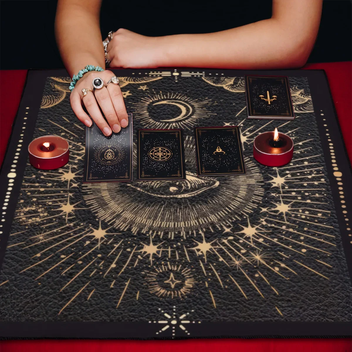All-Seeing Eye Creative Tarot Card Tablecloth Altar Cloth Used For Tarot Card Divination Astrology Card Game Decorative Pad