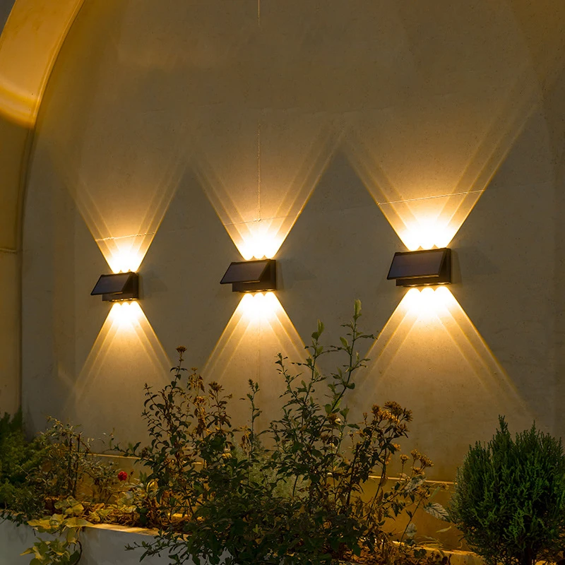 

Outdoor Solar LED Light Up and Down Lighting IP65 Waterproof Wall Washing Lamp for Fence Corridor Garden Decoration