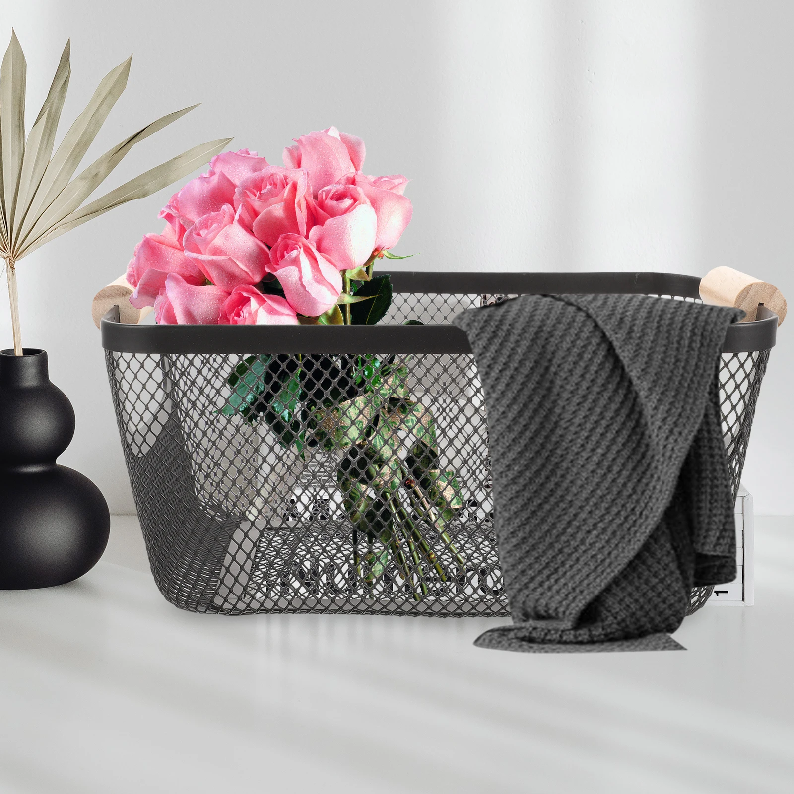 

Metal Mesh Small Iron Wire Storage Organizer Wooden Handle for Bathroom Decorative Storage Baskets Shelves Farmhouse Decorative