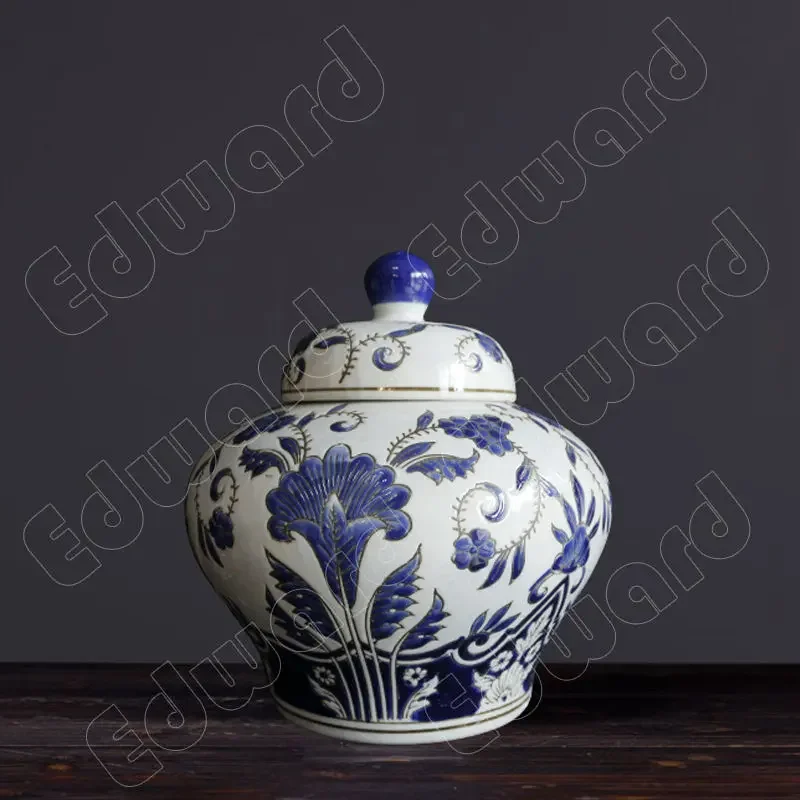 

Vase Blue and White Ceramic Vase Classic Jar Home Decoration Living Room Vases Household Use Restaurant Crafts Retro Pattern