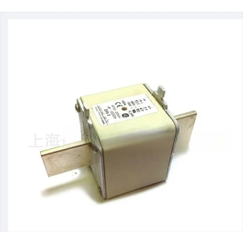 

170M8554D 170M8555D 170M8556D high breaking fast fuse, special fuse for industrial control equipment