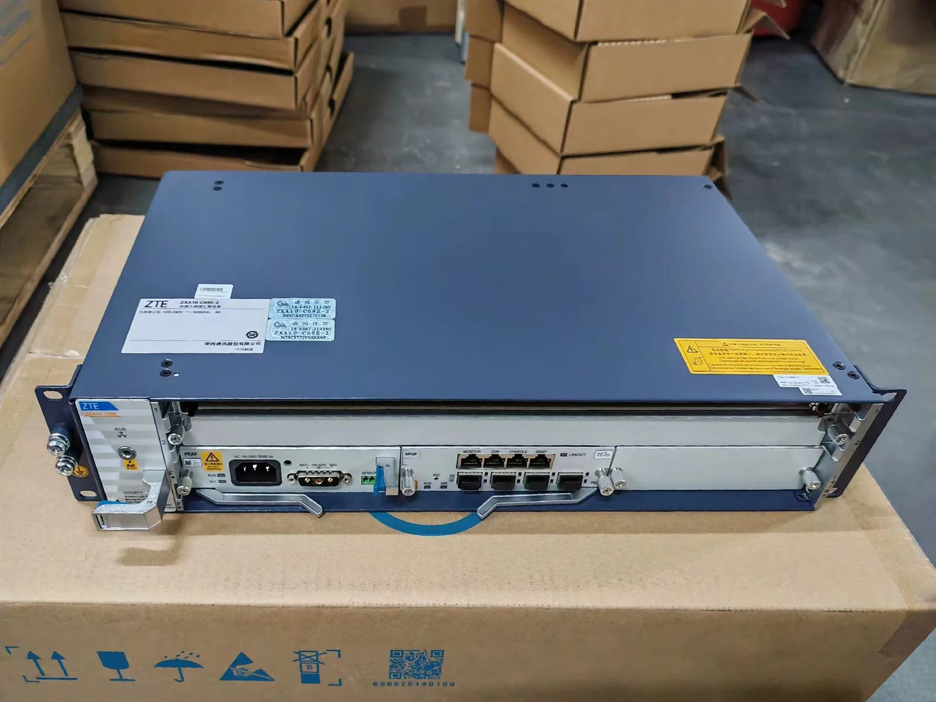 ZXA10 C69E-2, nouveau, AC simple contrôle principal support C620 minicompPiedmont rack OLT, hauteur 2U, soutenir deux commandes principales switch boards