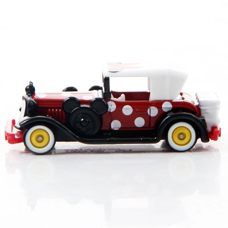 TAKARA TOMY Cars Giocattoli per Chinldren Disney Lega Piccolo Camion Giocattolo Tomica Dream Car Mickey Auto d'epoca Regali di compleanno per ragazzi