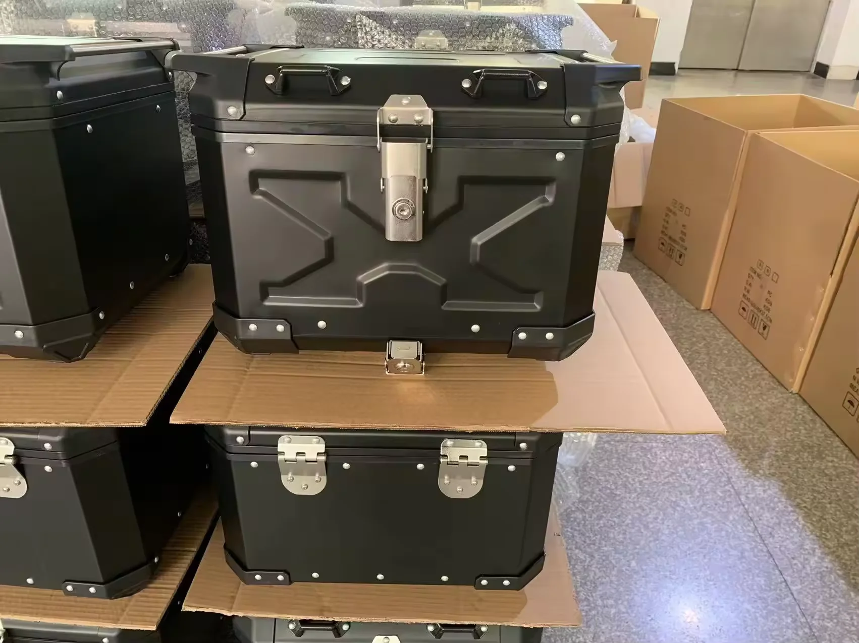 2026 42L Motorcycle Dtorage Box Motorcycle Tail Case Aluminum Motorcycle Side Case Luggage Bag With Mounts