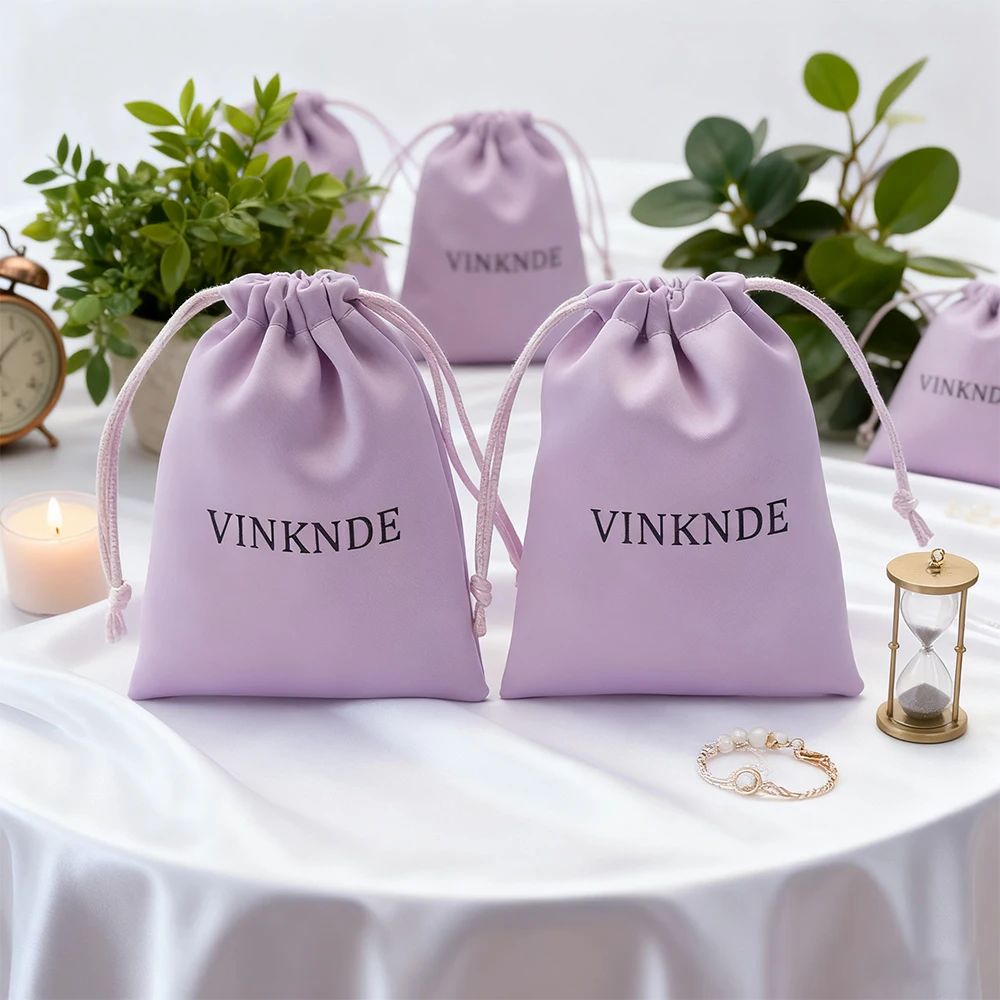 

50 шт., роскошные шелковые атласные ювелирные изделия с логотипом, подарочные пакеты, обручальные кольца, серьги, ожерелье, браслет, органайзер, сумка для хранения