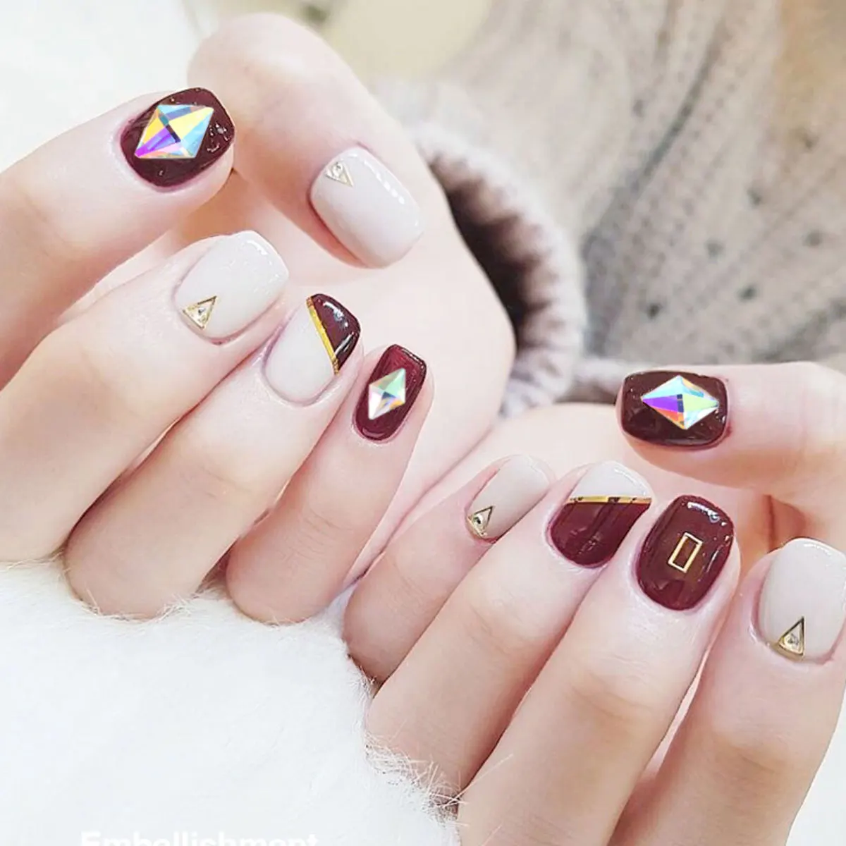

100pcs Crystal Rhinestones Shiny Art Gems Diamond Decoration Nail Drill Rhombus Home Phone Case Body Art Salon Use