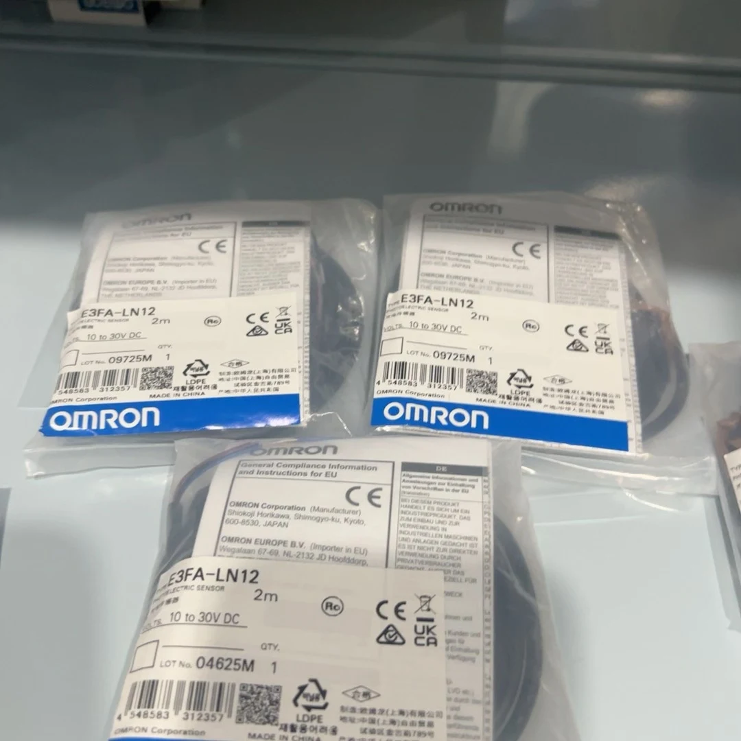 Omron OMRON E3FA-LN12 photoelectric sensor, brand new original positive