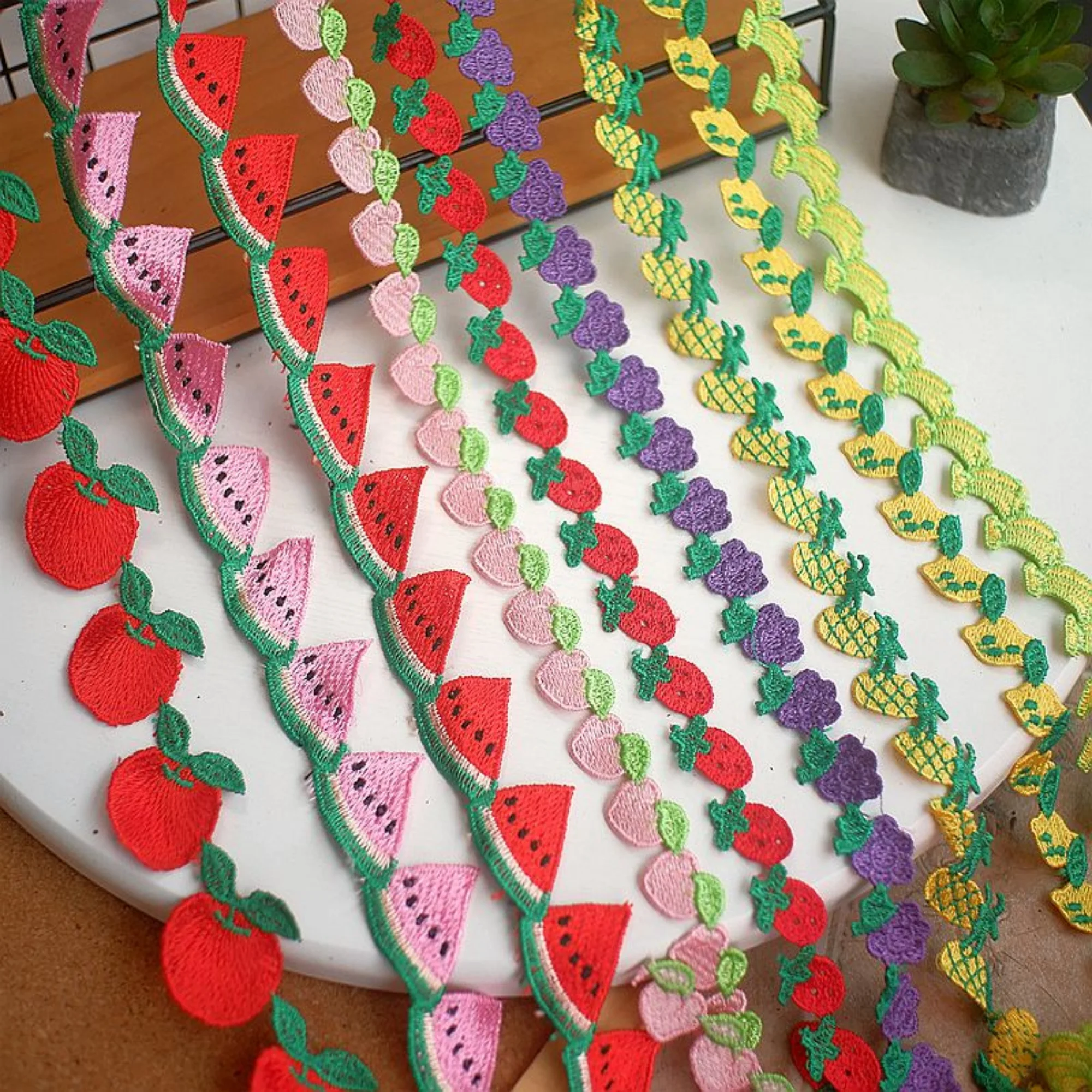 

1-метровая милая кружевная отделка с фруктами, кружево с вышивкой фруктов, кружевная отделка с фруктами, кружевная отделка с зубчатой отделкой для платья своими руками