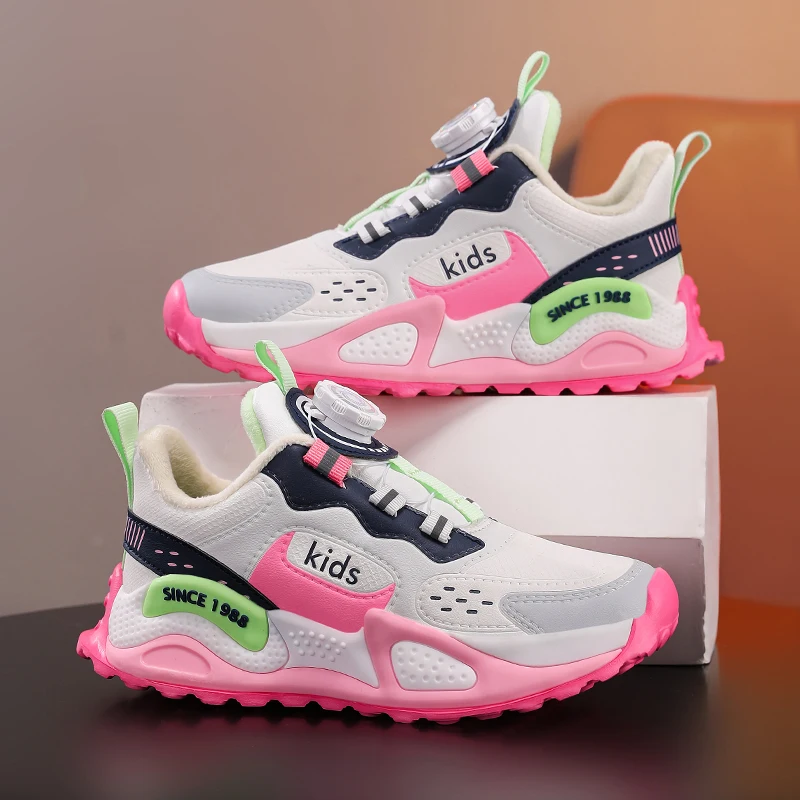 

Новинка 2025, осенне-зимняя детская обувь, теплые кроссовки на мягкой подошве с флисовой подкладкой, удобная повседневная обувь для бега для мальчиков и девочек