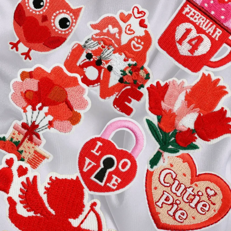 

1PCS/SET Cupid Embroidery Cloth Valentine's Day Clothes Bag Decoration Kiss Patch Patches for Clothing Appliques for Sewing