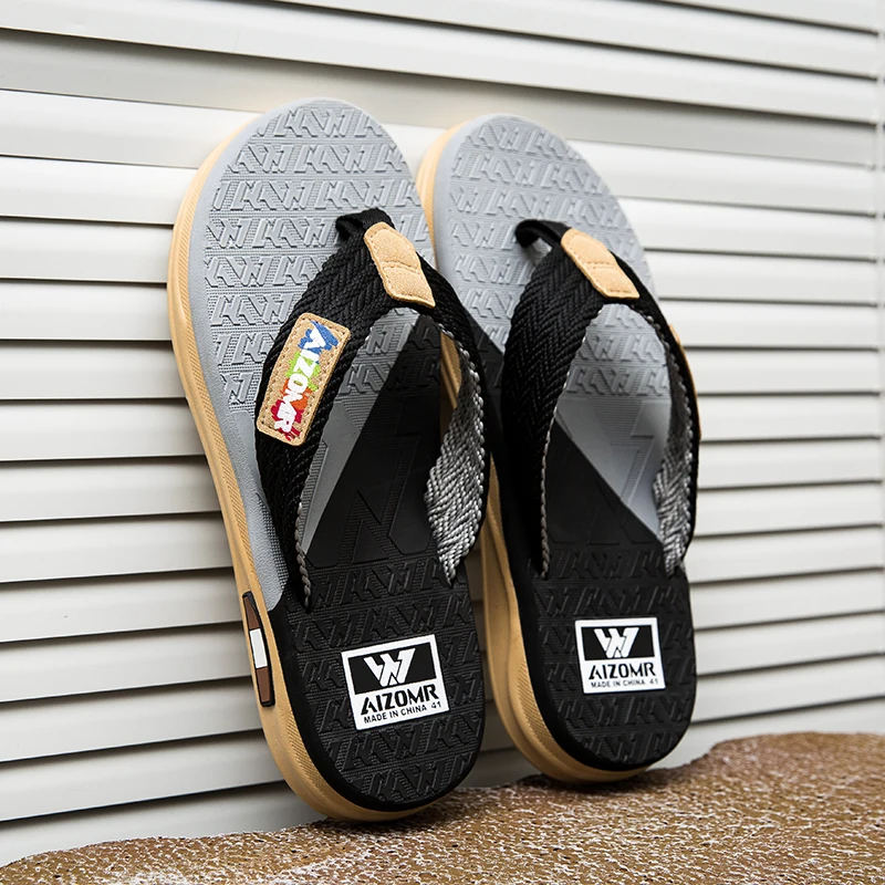 Men's summer trendy herringbone flip-flops - non-slip and durable woven upper sandals