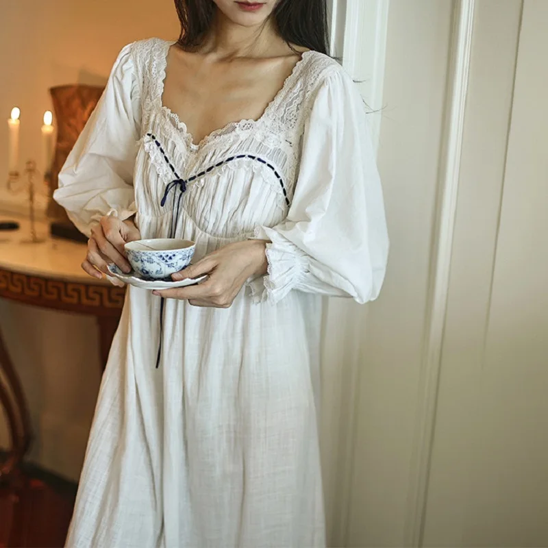 

Vintage Top Quality Lace Pure Cotton Long Nightgowns For Women Long Sleeve Elegant Embroiedry Comfortable Loose Plus Size Dress