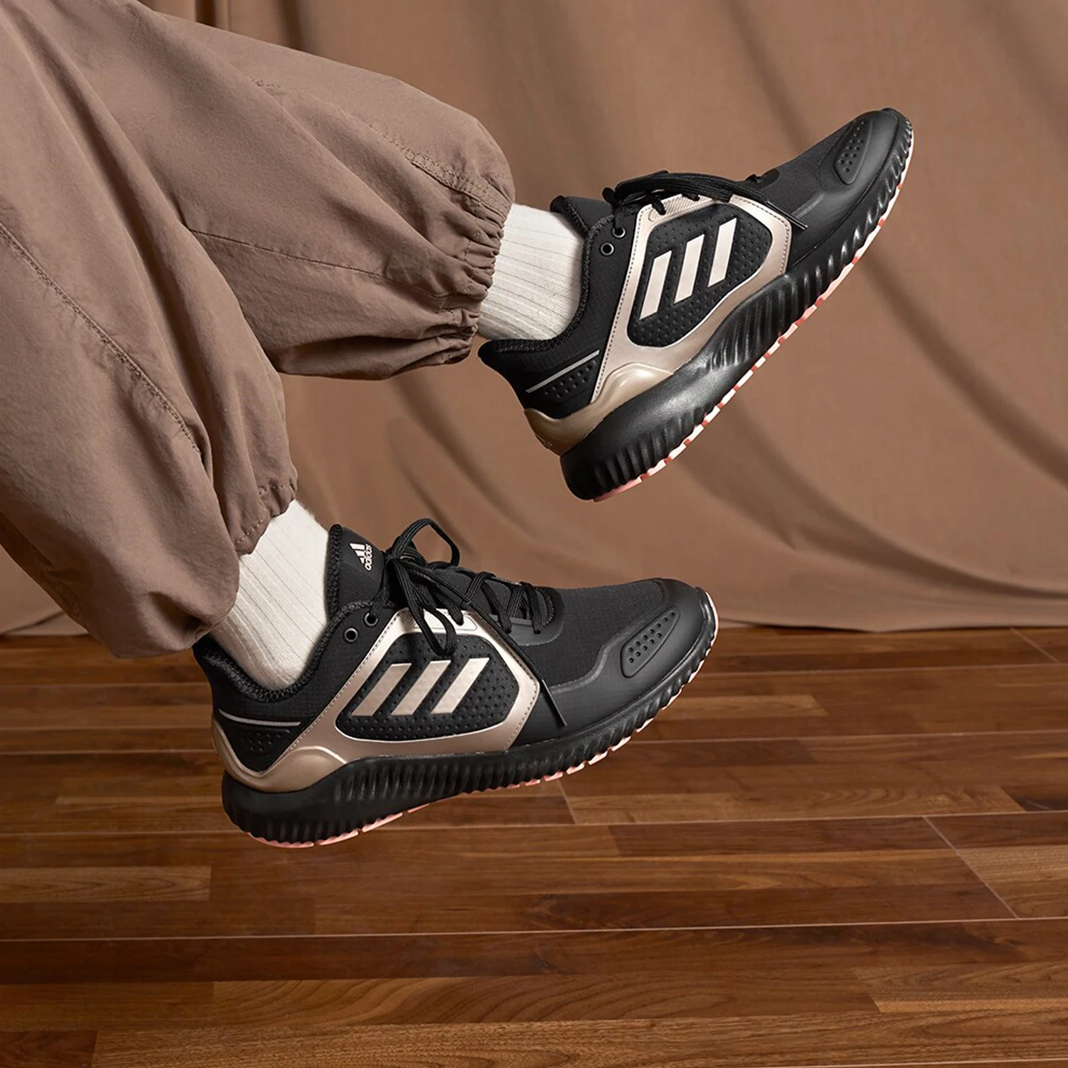 

Adidas Genuine CLIMAWARM BOUNCE Unisex Durable Running Shoes IF4316