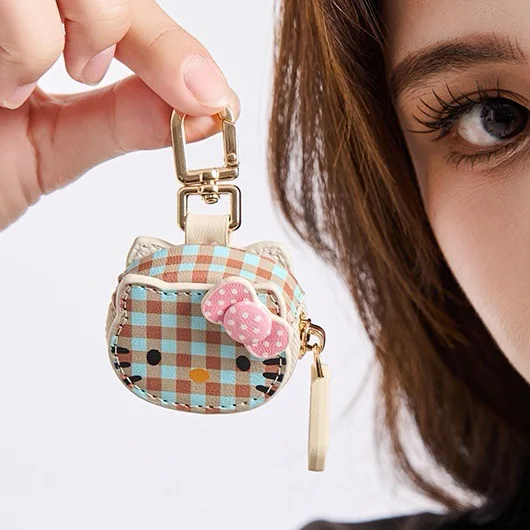 

Sanrio красочный кожаный брелок с головой кошки Hello Kitty Q-Ver, украшение для рюкзака для девочек, игрушка, чехол для наушников для пары, кулон, подарок