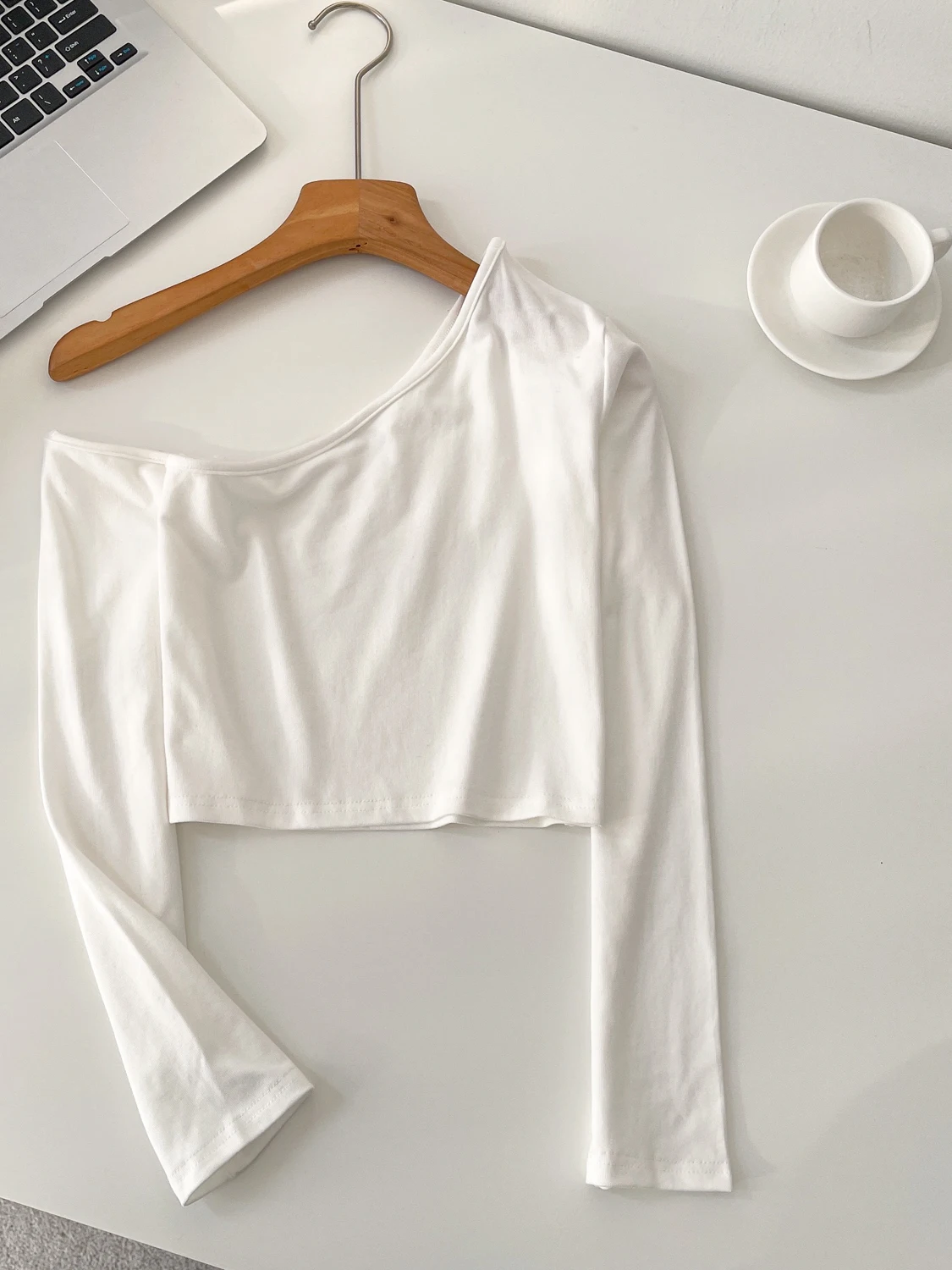 

Slim Fit oulder Bared Long Sve T-irt Women's Spring Summer Casual Wear Korean Sle Commute Faion Pure Color Top