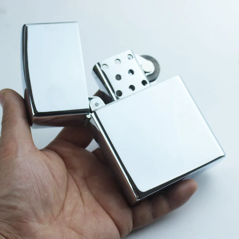 11cm Extra Large Coal Oil Lighter, Big Heavy-Duty Retro Lighter with Classic Design, Unique Home Decor & Stress Relief Prop