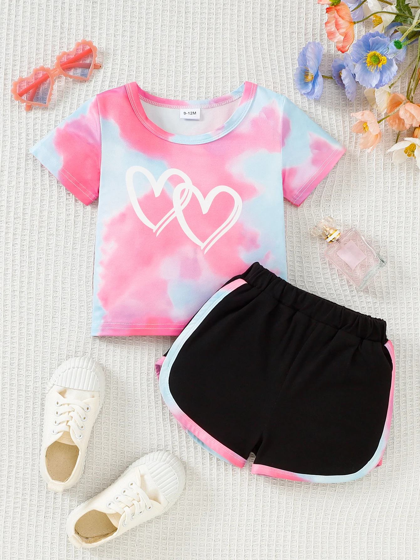 Summer Baby Girls Clothing Set Tie-Dye Double Heart Print Short Sleeve Tee & Tie-Dye Trim Black Shorts 2Pcs Casual Playwear 95%