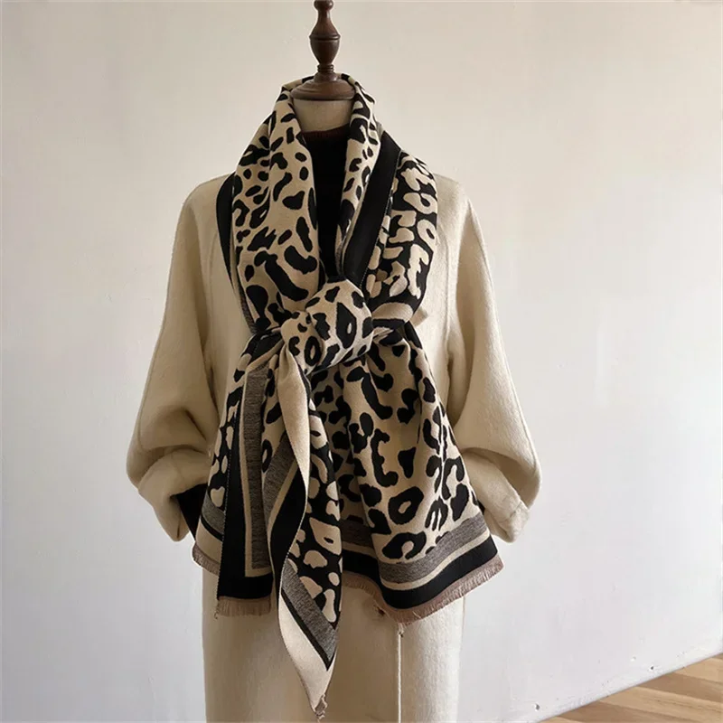 

Luxury Cashmere Bright Leopard print Women Scarf Winter Shawl and Wrap Bandana Pashmina Tassel Female Foulard Thick Blanket