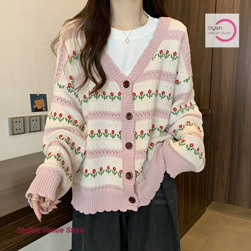 

French style retro chic design hollow sweater coat women's autumn and winter leisure Joker twisted flower fashion cardigan