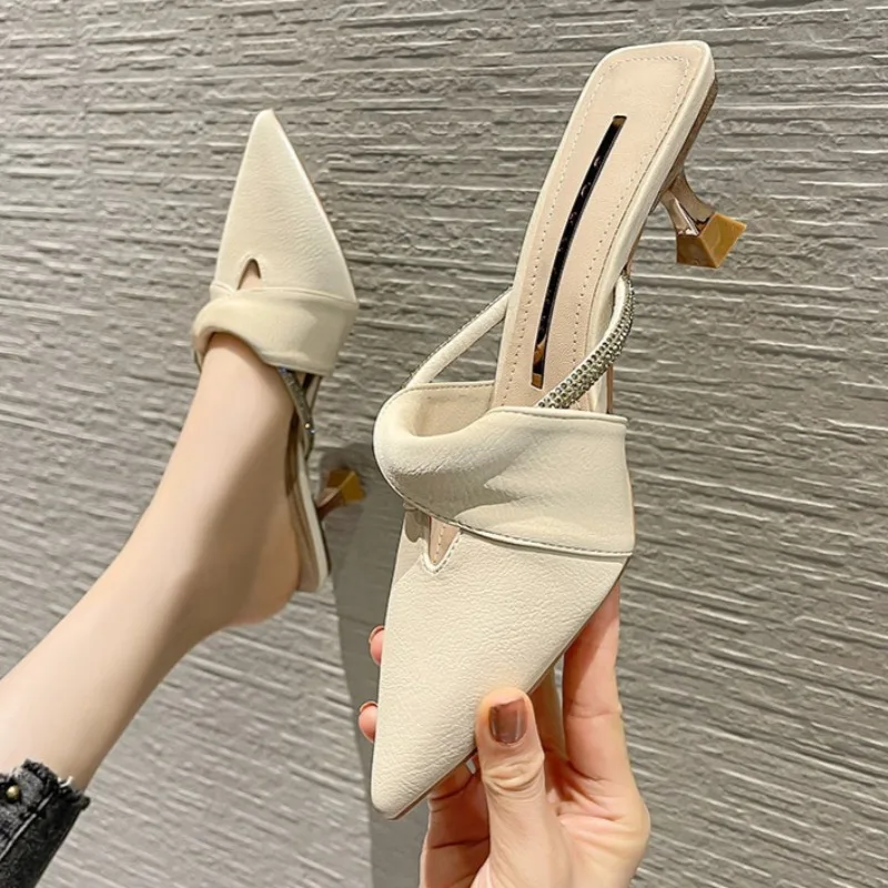 Beige PU High-heel Slippers for Women Luxury Rhinestone Narrow Band Kitten Heel Designer Shoes Elegant Commuting Office Shoes