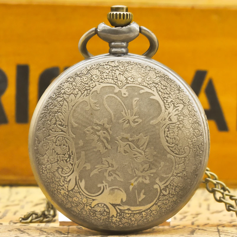 Vintage Bronze Steampunk Dragon And Dragon Beads Carved Quartz Pocket Watch Necklace Pendant Clock Chain Men Women Chain Gift