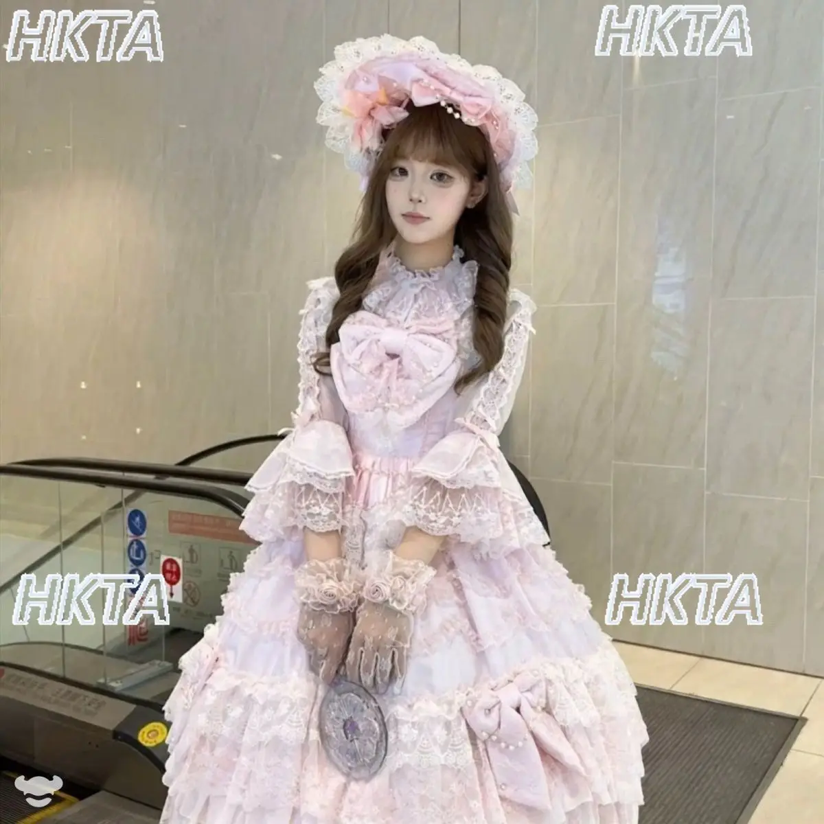 

Новая японская блузка-рубашка в стиле Лолита с длинным рукавом, круглым вырезом, кружевным бантом, универсальная, белая, с складками, приталенная, из шифона, для женщин