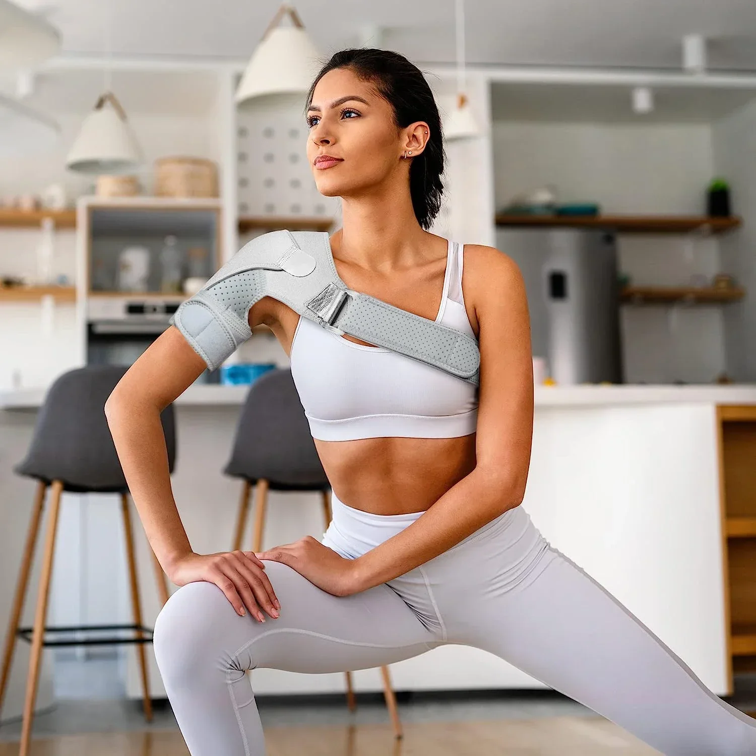 دعامة كتف للكفة الدوارة الممزقة |   دعم وأكمام ضغط، استعادة الاستقرار، تناسب الذراع الأيمن الأيسر، للرجال والنساء