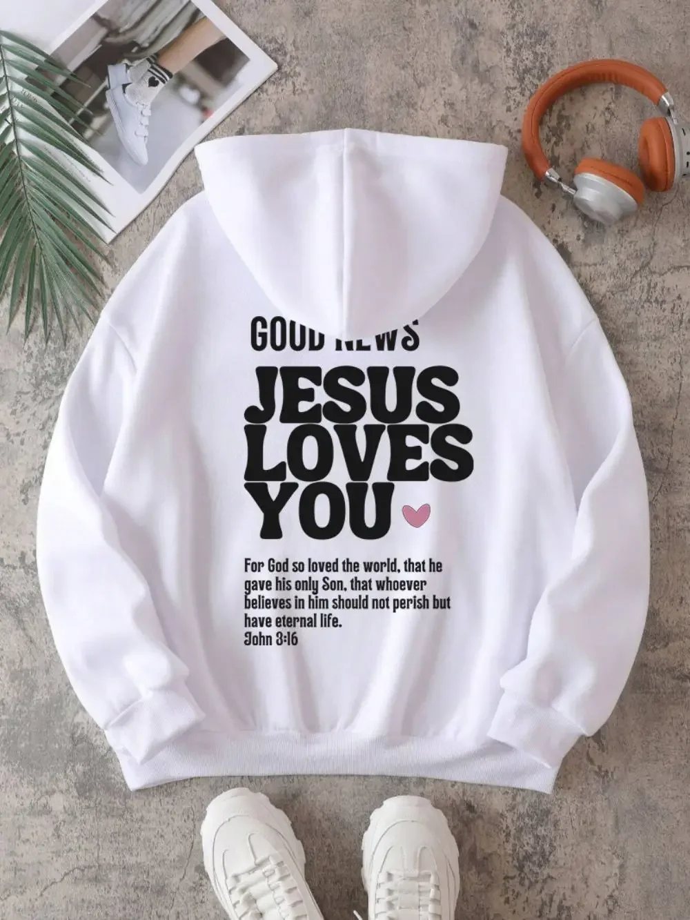 

Good news! Jesus loves you casual and fashionable streetwear Hoodies for women in autumn and winter
