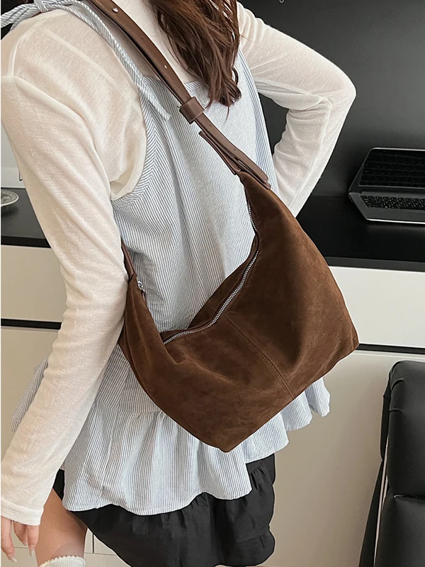 

Retro Tote Bag for Women 2025 New Shoulder Large Capacity Commuting Underarm Hobos Bags