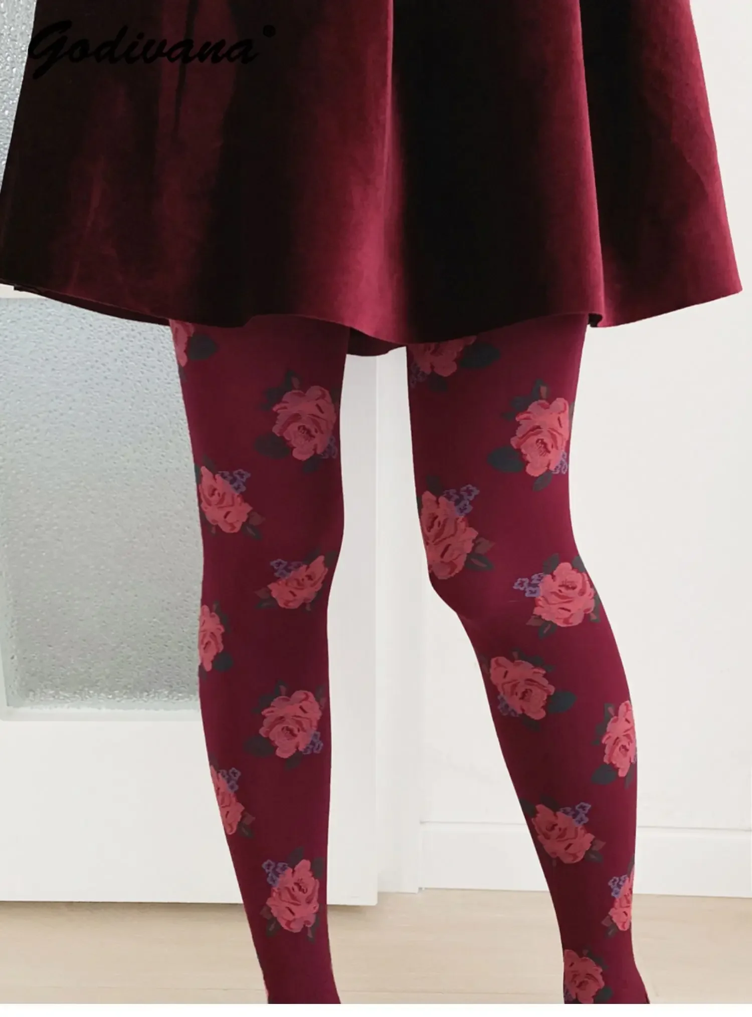 Super Beautiful Rose Pantyhose Women's Retro Gorgeous Black Burgundy Bottoming Stockings Spring and Autumn Tights Stockings