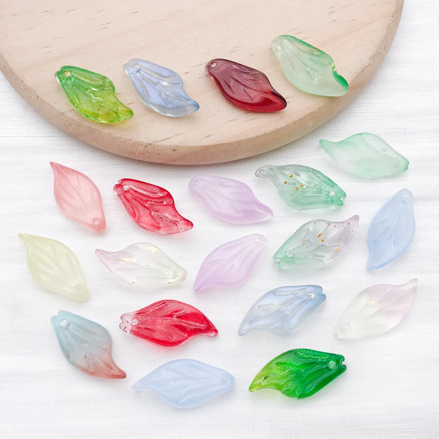 20pcs 20x9mm Glass Petals Leaves Charms Pendant Is Suitable for DIY Making Key Chain Earrings Necklace Jewelry
