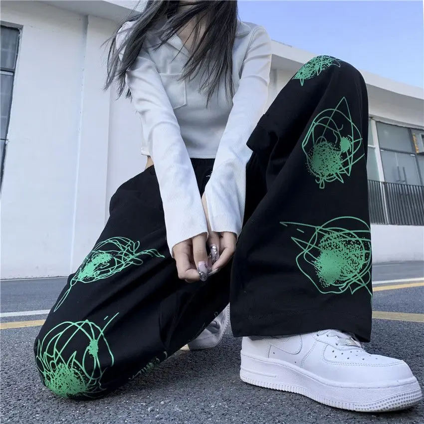 Hip Hop Women Green Graffiti Print Casual Pants Spring Autumn Vintage New Pocket Elastic Waist Streetwear Fashion Loose Trousers