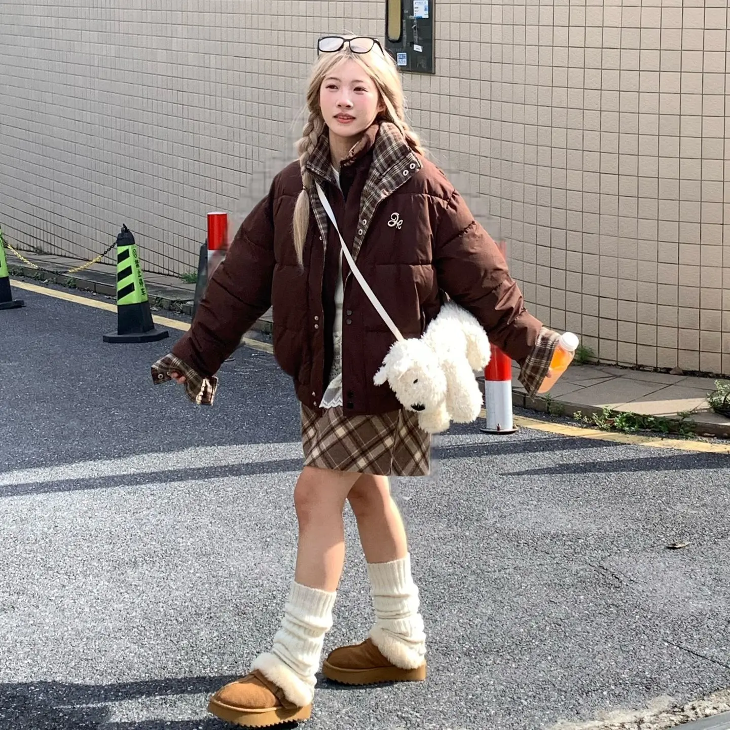 

Parka Real Fur Lined Womens Cinched Gathered Middle Drawn Center Pulled Midsection Narrowed Central Constricted Core Tight Vibes