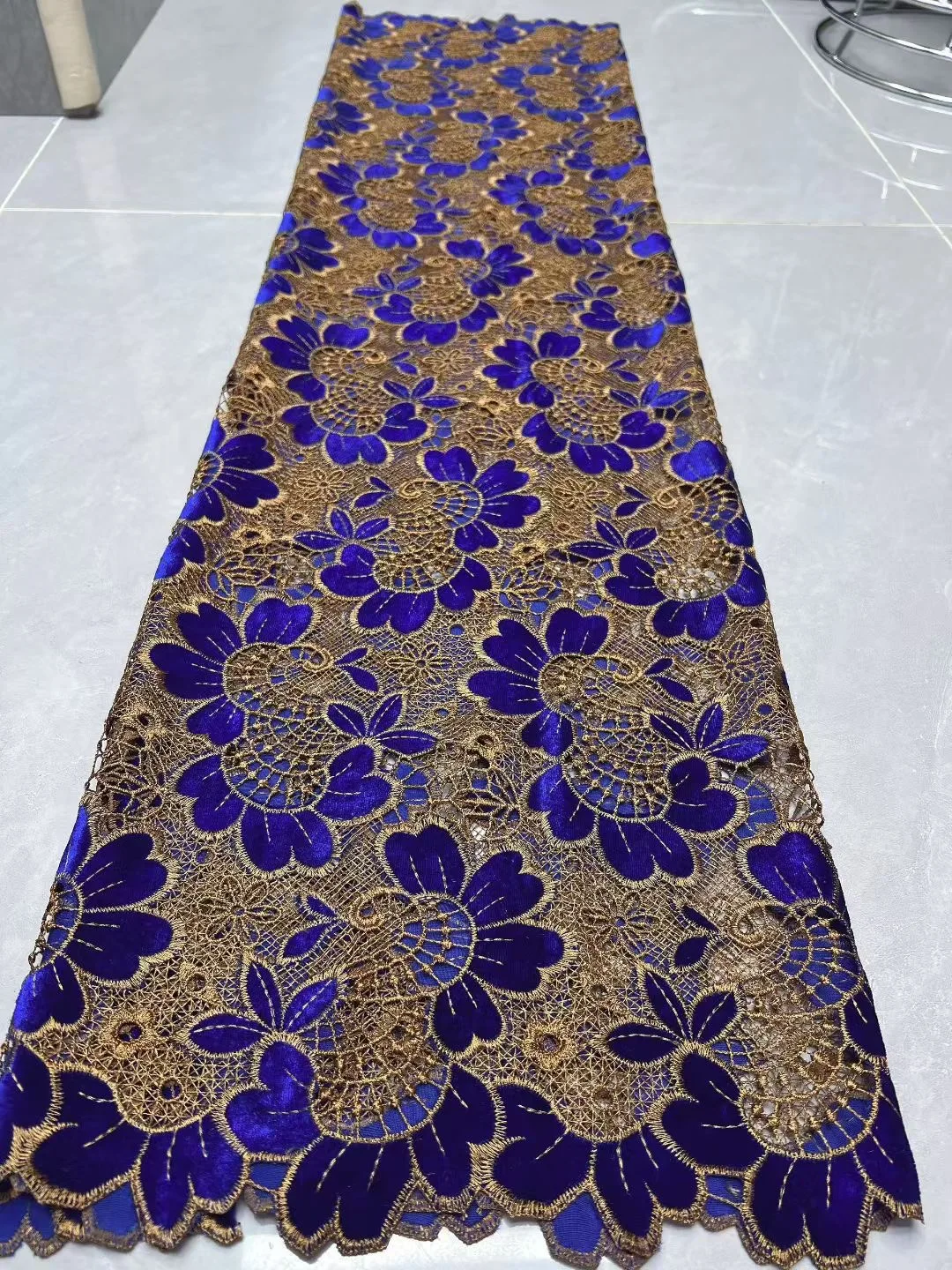 

African Velvet Sequined Lace Fabric 2026 High Quality Embroidery Nigerian French Lace Fabric For Sewing Party Dress 5 Yards