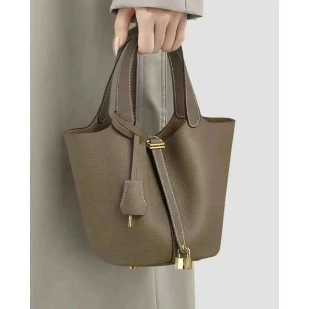 

Ladies Handbag Female Basket Shoulder Bag Travel Bagleather Bucket Baglarge Soft Leather Tote With Lock Daily