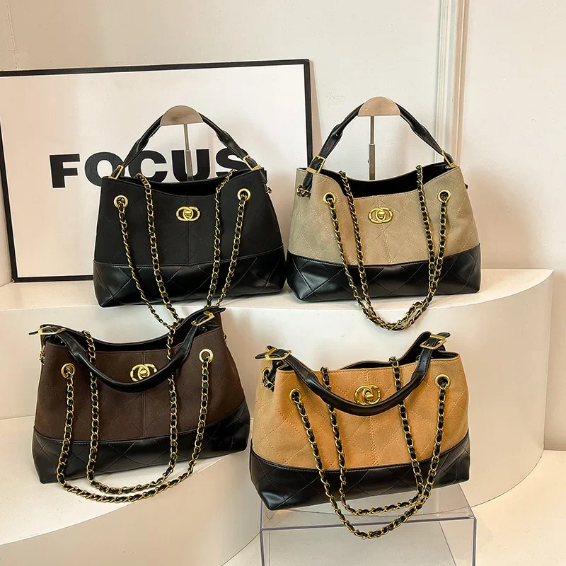 2025년 신상 빈티지 토트백 여성용 대용량 크로스바디 백 다용도 체인 스트랩 일상 출퇴근용 ​   가방