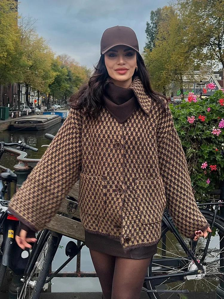 

HH Woman Autumn Loose Street Style Fashion Knit Cardigans Women Chic Long Sleeve Lapel Single Breasted Pocket Decoration Coats