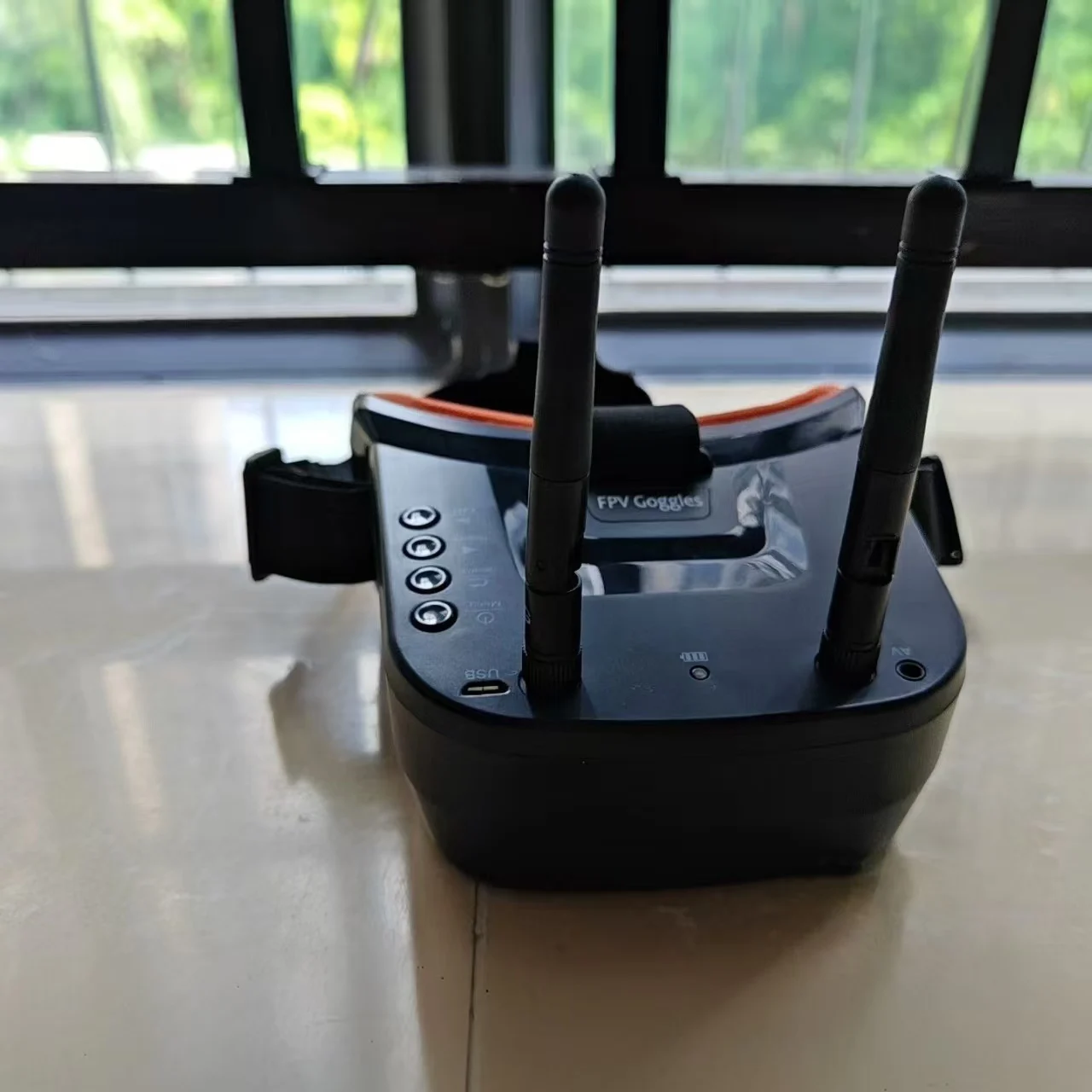 5.8G FPV Goggles 40CH 3 Inch Video Headset HD DVR Diversity LS-VR009 16:9 Display Mini FPV Goggles for FPV Quadcopter Drones