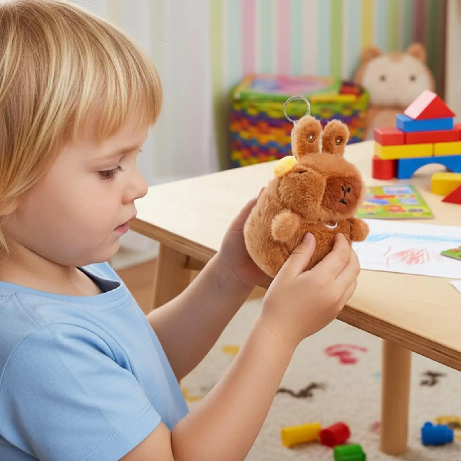 Chaveiro de pelúcia bonito chaveiro com corda de tração mochila de pelúcia chaveiro pingente para adultos meninos meninas mochila bolsa de bagagem