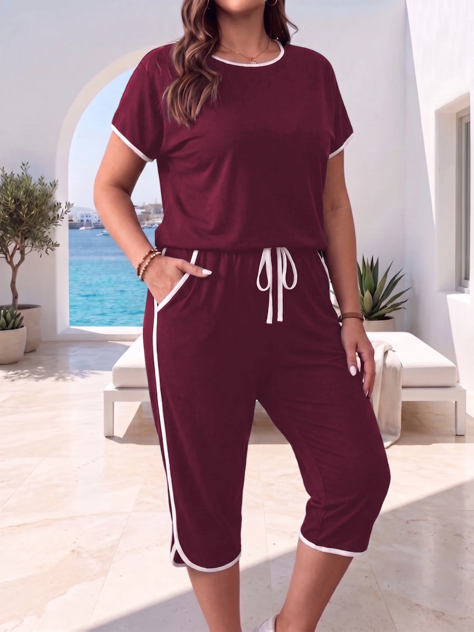 Bequemes Plus-Size-Loungeset für Damen mit kurzen Ärmeln und Hose mit Kordelzug – Detail 6