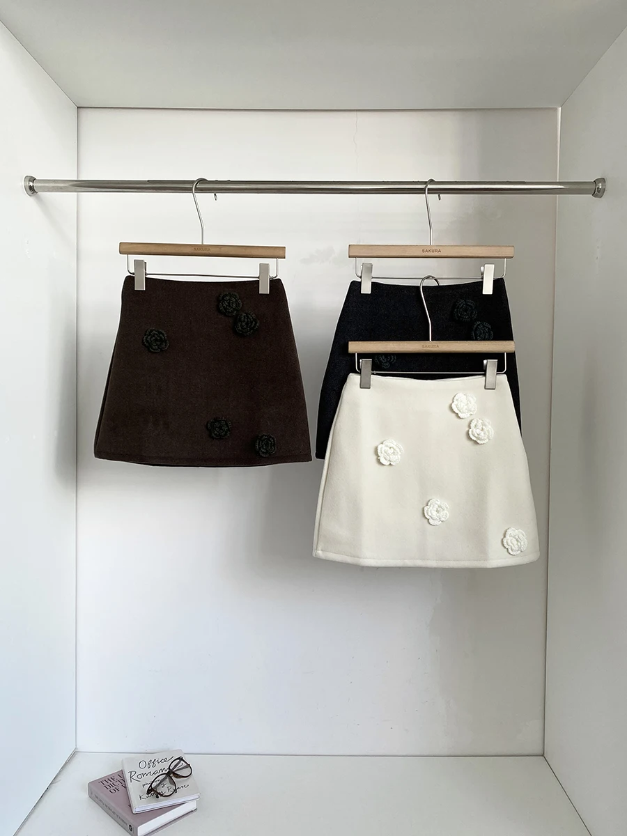 Gray 3D Flower Woolen High Waist  Skirt Women's Autumn Winter New Retro Pure Desire A-Line Skirt Commute Anti-Static Poly...