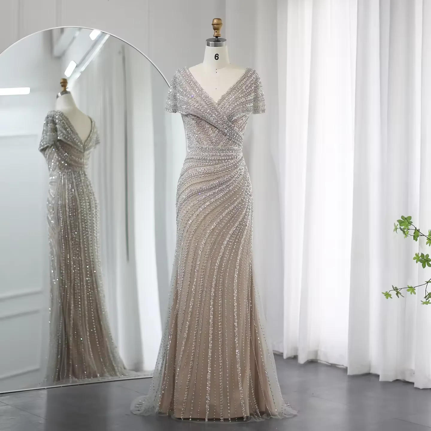 Customized 2026 Newly Elegant Long Evening Dress Prom Gown for Women Mermaid V-Necked Rhinestones Dubai Wedding Dance Party