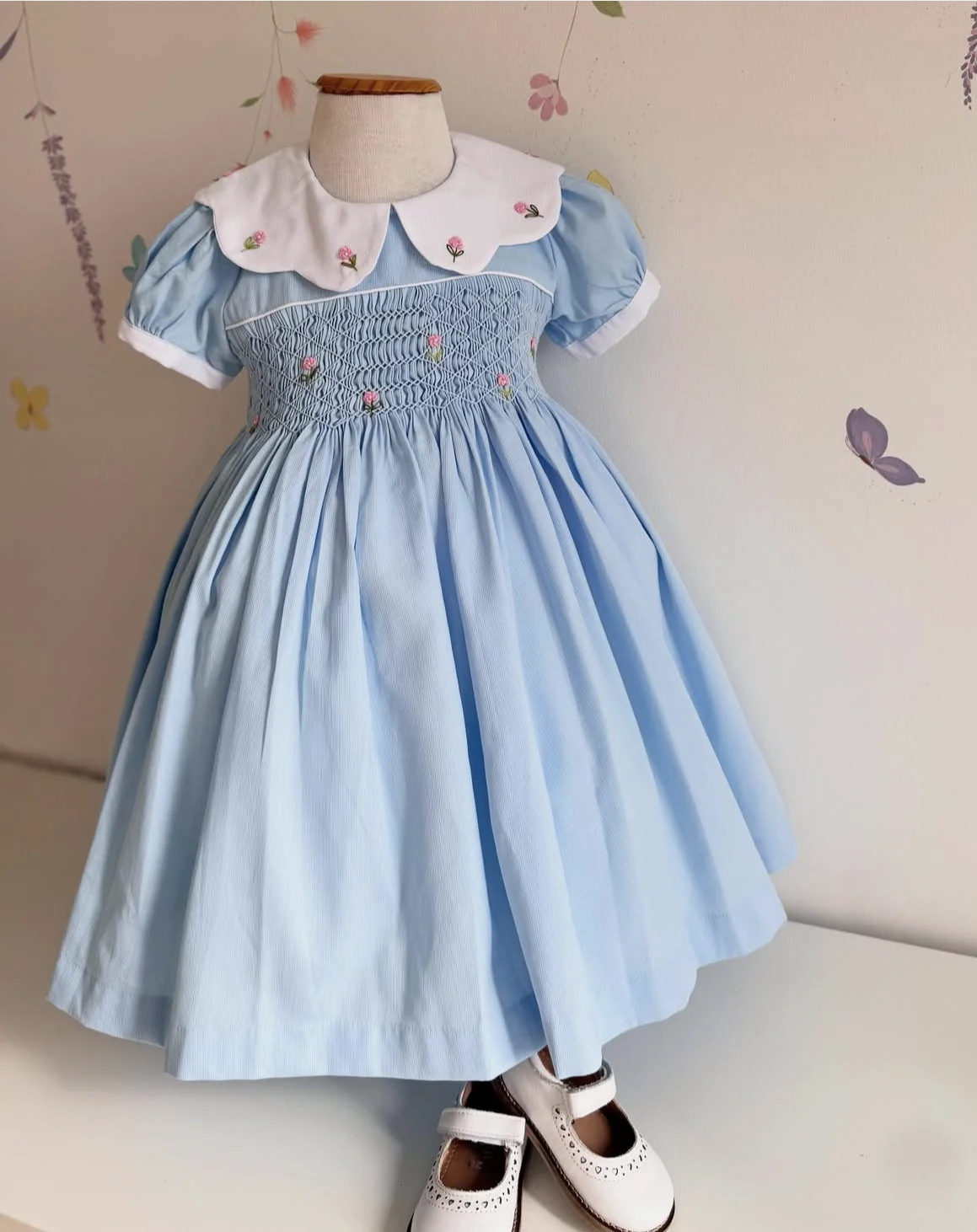 

Baby Girl Summer Pink Flower Handmade Embroidery Smocked Dress for Eid Birthday Party Holiday Photography Casual A131