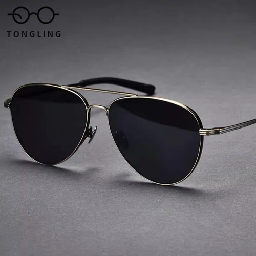 Imagen 2 del producto 2025 Gafas de sol de conducción resistentes a los rayos UV para hombre, retro y de moda, de doble haz, polarizadas, de titanio puro, ultraligeras, de cara grande, para mujer
