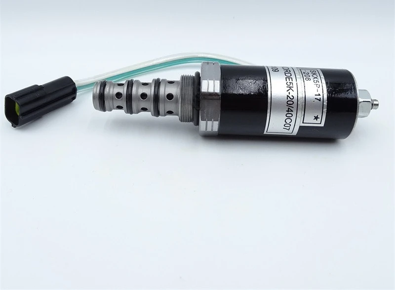 أجزاء المركبات الهندسية حفارة المضخة الهيدروليكية صمام الملف اللولبي KDRDE5K-20/40C07-109 SK200