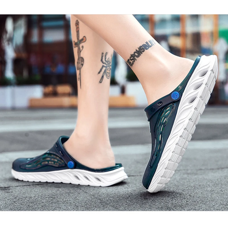 2024 Men Sandals Men Casual Summer High Quality Hole Water Shoes Mesh Breathable slippers Outdoor Beach Flat Slippers