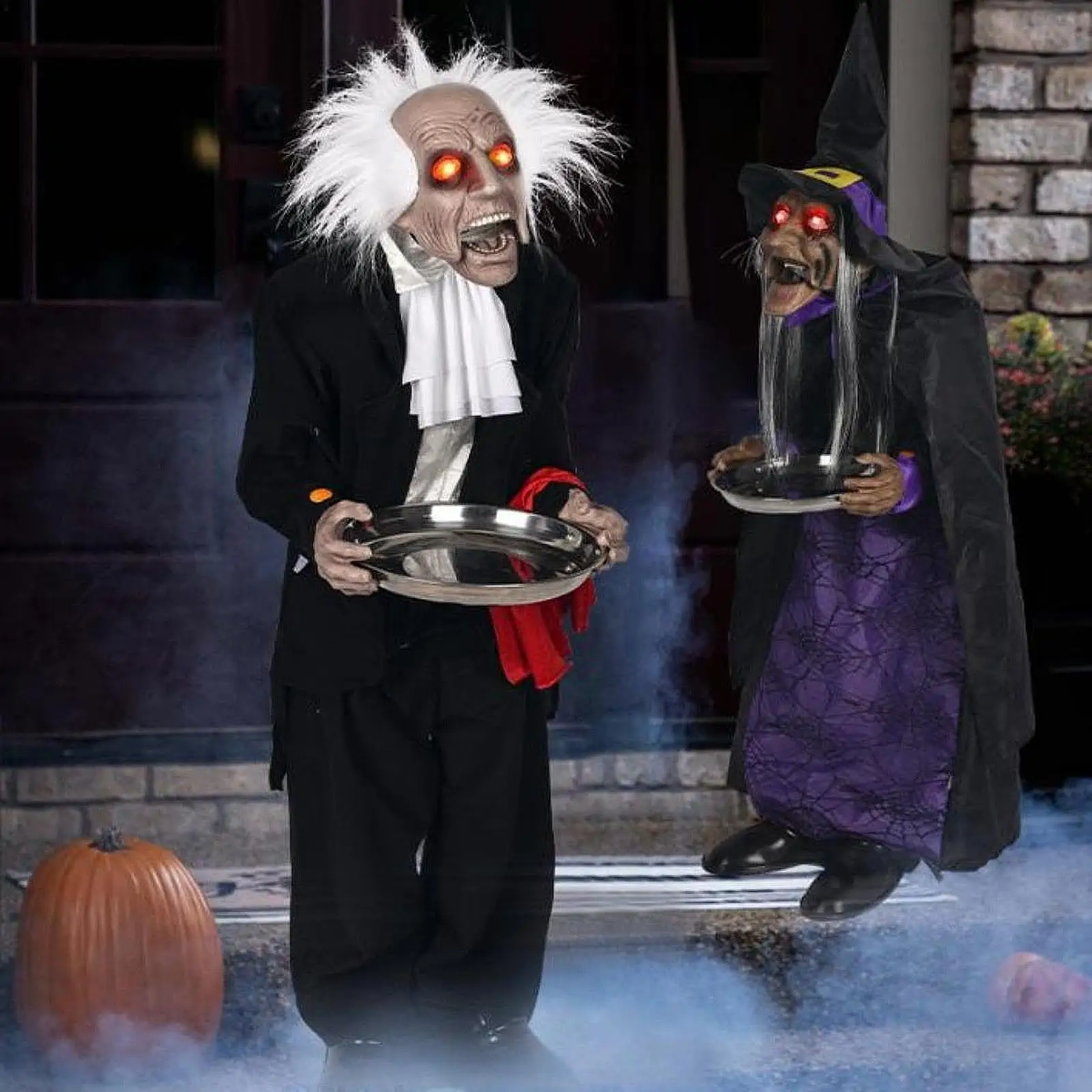 

Halloween Decoration Prop Horror Butler Statue Light up Eyes Touch Activated for Bar Lawn Garden Haunted House Party Supplies